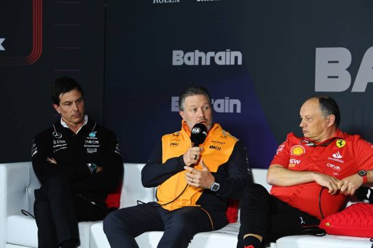 (L to R): Toto Wolff (GER) Mercedes AMG F1 Shareholder and Executive Director; Zak Brown (USA) McLaren Executive Director; and Frederic Vasseur (FRA) Ferrari Team Principal, in the FIA Press Conference.
29.02.2024. Formula 1 World Championship, Rd 1, Bahrain Grand Prix, Sakhir, Bahrain, Practice Day
- www.xpbimages.com, EMail: requests@xpbimages.com © Copyright: XPB Images