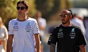 Russell turned to psychologist to tackle Hamilton at Mercedes