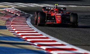 Sainz tops Bahrain GP final practice from Alonso