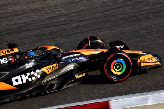 Oscar Piastri (AUS) McLaren MCL38.
01.03.2024. Formula 1 World Championship, Rd 1, Bahrain Grand Prix, Sakhir, Bahrain, Qualifying Day.
- www.xpbimages.com, EMail: requests@xpbimages.com © Copyright: Bearne / XPB Images