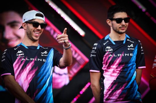 Pierre Gasly (FRA), Alpine F1 Team and Esteban Ocon (FRA), Alpine F1 Team 
01.03.2024. Formula 1 World Championship, Rd 1, Bahrain Grand Prix, Sakhir, Bahrain, Qualifying Day.
- www.xpbimages.com, EMail: requests@xpbimages.com © Copyright: Charniaux / XPB Images