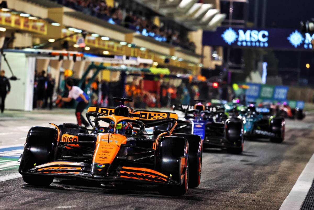 Oscar Piastri (AUS) McLaren MCL38 leaves the pits.
01.03.2024. Formula 1 World Championship, Rd 1, Bahrain Grand Prix, Sakhir, Bahrain, Qualifying Day.
- www.xpbimages.com, EMail: requests@xpbimages.com © Copyright: Batchelor / XPB Images