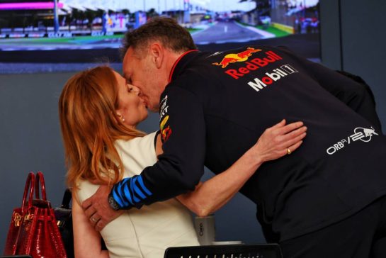 (L to R): Geri Horner (GBR) Singer with her husband Christian Horner (GBR) Red Bull Racing Team Principal.
02.03.2024. Formula 1 World Championship, Rd 1, Bahrain Grand Prix, Sakhir, Bahrain, Race Day.
 - www.xpbimages.com, EMail: requests@xpbimages.com © Copyright: Coates / XPB Images