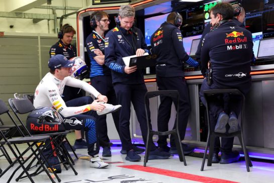 Max Verstappen (NLD) Red Bull Racing.
02.03.2024. Formula 1 World Championship, Rd 1, Bahrain Grand Prix, Sakhir, Bahrain, Race Day.
- www.xpbimages.com, EMail: requests@xpbimages.com © Copyright: Bearne / XPB Images