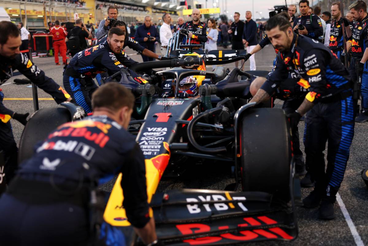 Max Verstappen (NLD) Red Bull Racing RB20 on the grid.
02.03.2024. Formula 1 World Championship, Rd 1, Bahrain Grand Prix, Sakhir, Bahrain, Race Day.
- www.xpbimages.com, EMail: requests@xpbimages.com © Copyright: Staley / XPB Images
