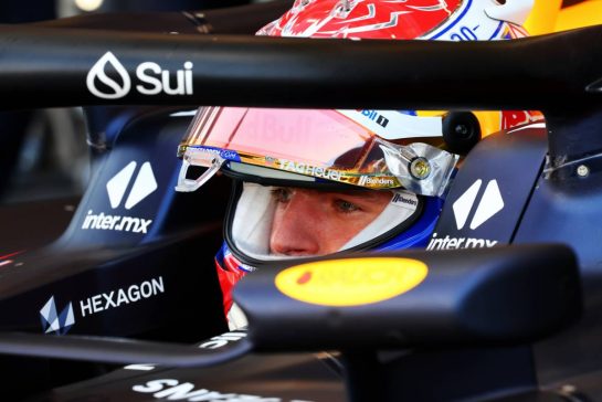 Max Verstappen (NLD) Red Bull Racing RB20.
07.03.2024. Formula 1 World Championship, Rd 2, Saudi Arabian Grand Prix, Jeddah, Saudi Arabia, Practice Day.
- www.xpbimages.com, EMail: requests@xpbimages.com © Copyright: Batchelor / XPB Images