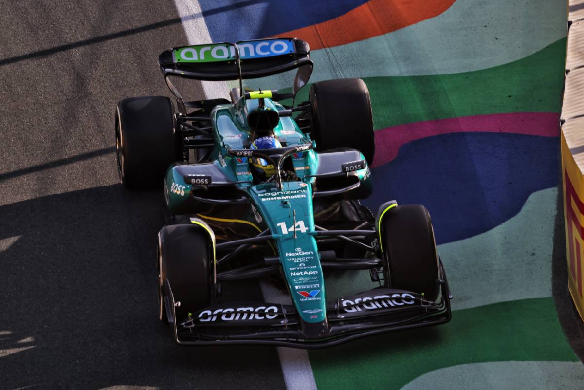 Fernando Alonso (ESP) Aston Martin F1 Team AMR24. 07.03.2024. Formula 1 World Championship, Rd 2, Saudi Arabian Grand Prix, Jeddah, Saudi Arabia, Practice Day. - www.xpbimages.com, EMail: requests@xpbimages.com © Copyright: Bearne / XPB Images