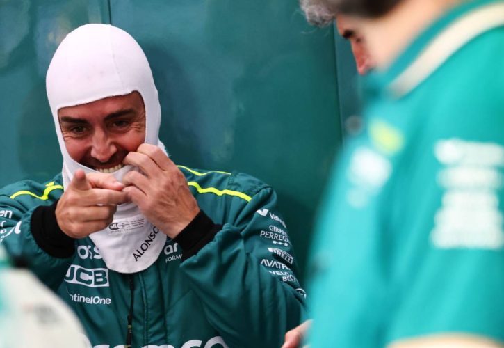 Fernando Alonso (ESP) Aston Martin F1 Team. 07.03.2024. Formula 1 World Championship, Rd 2, Saudi Arabian Grand Prix, Jeddah, Saudi Arabia, Practice Day. - www.xpbimages.com, EMail: requests@xpbimages.com © Copyright: Batchelor / XPB Images