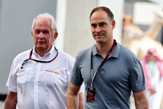 Oliver Mintzlaff (GER) Red Bull Managing Director (Right) with Dr Helmut Marko (AUT) Red Bull Motorsport Consultant.
09.03.2024. Formula 1 World Championship, Rd 2, Saudi Arabian Grand Prix, Jeddah, Saudi Arabia, Race Day.
- www.xpbimages.com, EMail: requests@xpbimages.com © Copyright: Moy / XPB Images