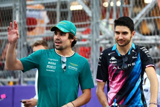 (L to R): Lance Stroll (CDN) Aston Martin F1 Team and Esteban Ocon (FRA) Alpine F1 Team on the drivers' parade.
09.03.2024. Formula 1 World Championship, Rd 2, Saudi Arabian Grand Prix, Jeddah, Saudi Arabia, Race Day.
- www.xpbimages.com, EMail: requests@xpbimages.com © Copyright: Batchelor / XPB Images