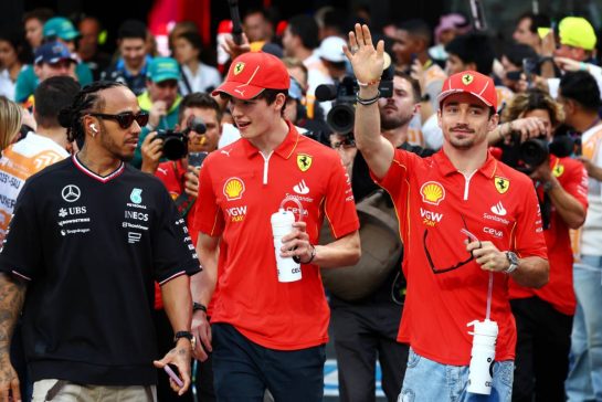 (L to R): Lewis Hamilton (GBR) Mercedes AMG F1; Oliver Bearman (GBR) Ferrari Reserve Driver; and Charles Leclerc (MON) Ferrari, on the drivers' parade.
09.03.2024. Formula 1 World Championship, Rd 2, Saudi Arabian Grand Prix, Jeddah, Saudi Arabia, Race Day.
- www.xpbimages.com, EMail: requests@xpbimages.com © Copyright: Coates / XPB Images