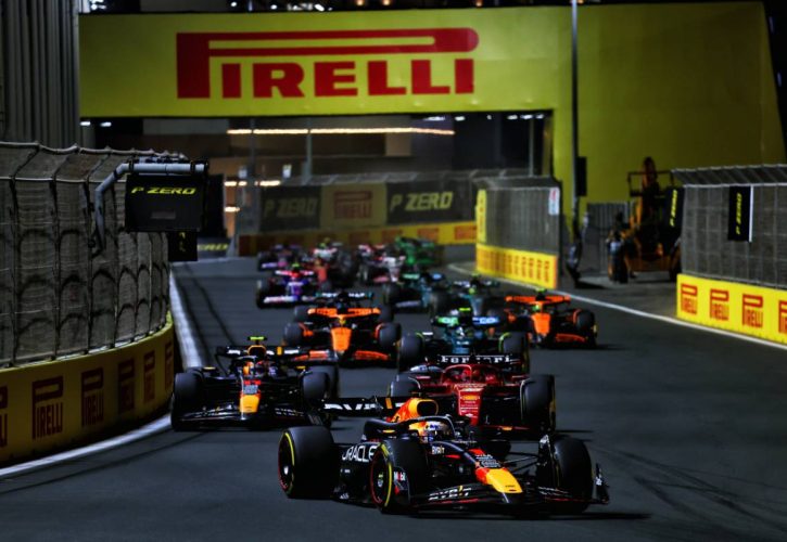 Max Verstappen (NLD) Red Bull Racing RB20 leads at the start of the race. 09.03.2024. Formula 1 World Championship, Rd 2, Saudi Arabian Grand Prix, Jeddah, Saudi Arabia, Race Day. - www.xpbimages.com, EMail: requests@xpbimages.com © Copyright: Batchelor / XPB Images