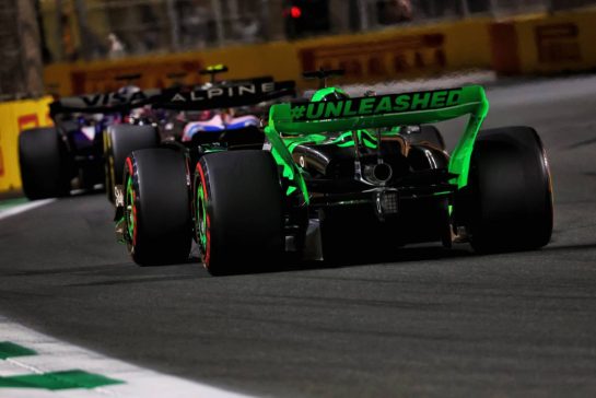 Valtteri Bottas (FIN) Sauber C44.
09.03.2024. Formula 1 World Championship, Rd 2, Saudi Arabian Grand Prix, Jeddah, Saudi Arabia, Race Day.
- www.xpbimages.com, EMail: requests@xpbimages.com © Copyright: Bearne / XPB Images