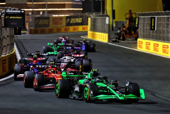 Zhou Guanyu (CHN) Sauber C44.
09.03.2024. Formula 1 World Championship, Rd 2, Saudi Arabian Grand Prix, Jeddah, Saudi Arabia, Race Day.
- www.xpbimages.com, EMail: requests@xpbimages.com © Copyright: Batchelor / XPB Images