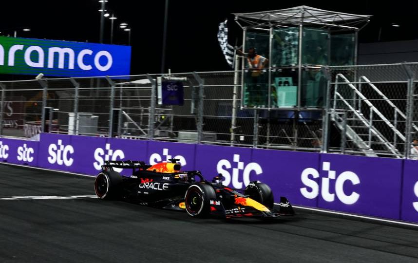 Race winner Max Verstappen (NLD) Red Bull Racing RB20 takes the chequered flag at the end of the race. 09.03.2024. Formula 1 World Championship, Rd 2, Saudi Arabian Grand Prix, Jeddah, Saudi Arabia, Race Day. - www.xpbimages.com, EMail: requests@xpbimages.com © Copyright: Coates / XPB Images