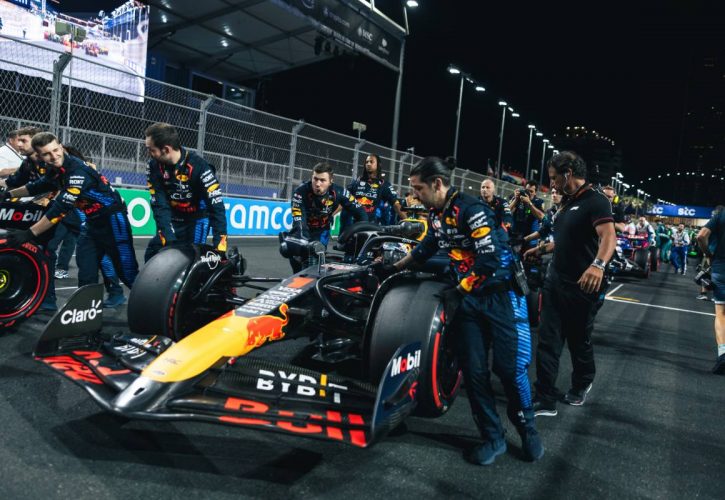 Max Verstappen (NLD) Red Bull Racing RB20 on the grid. 09.03.2024. Formula 1 World Championship, Rd 2, Saudi Arabian Grand Prix, Jeddah, Saudi Arabia, Race Day. - www.xpbimages.com, EMail: requests@xpbimages.com © Copyright: Bearne / XPB Images