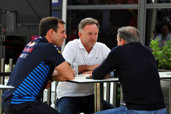 (L to R): Pierre Wache (FRA) Red Bull Racing Technical Director with Christian Horner (GBR) Red Bull Racing Team Principal and Raymond Vermeulen (NLD) Driver Manager.
21.03.2024. Formula 1 World Championship, Rd 3, Australian Grand Prix, Albert Park, Melbourne, Australia, Preparation Day.
- www.xpbimages.com, EMail: requests@xpbimages.com © Copyright: Moy / XPB Images