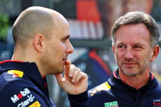 Christian Horner (GBR) Red Bull Racing Team Principal with Gianpiero Lambiase (ITA) Red Bull Racing Engineer.
22.03.2024. Formula 1 World Championship, Rd 3, Australian Grand Prix, Albert Park, Melbourne, Australia, Practice Day.
- www.xpbimages.com, EMail: requests@xpbimages.com © Copyright: Batchelor / XPB Images