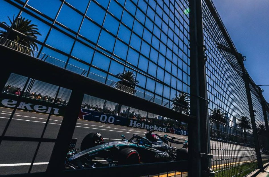 George Russell (GBR) Mercedes AMG F1 W15. 22.03.2024. Formula 1 World Championship, Rd 3, Australian Grand Prix, Albert Park, Melbourne, Australia, Practice Day. - www.xpbimages.com, EMail: requests@xpbimages.com © Copyright: Bearne / XPB Images