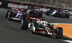 Albon fears Magnussen ‘cheeky’ move in Jeddah will set precedent