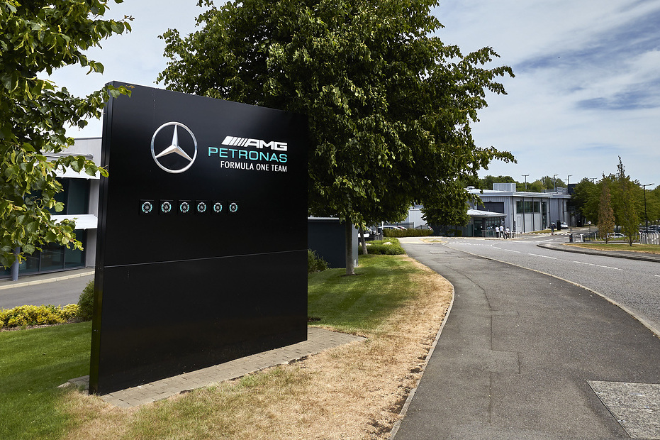 Mercedes tops £500 million in revenue for fiscal year 2023!