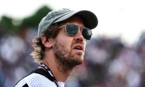 Vettel ‘potentially’ in the market for F1 seat – talking to Wolff