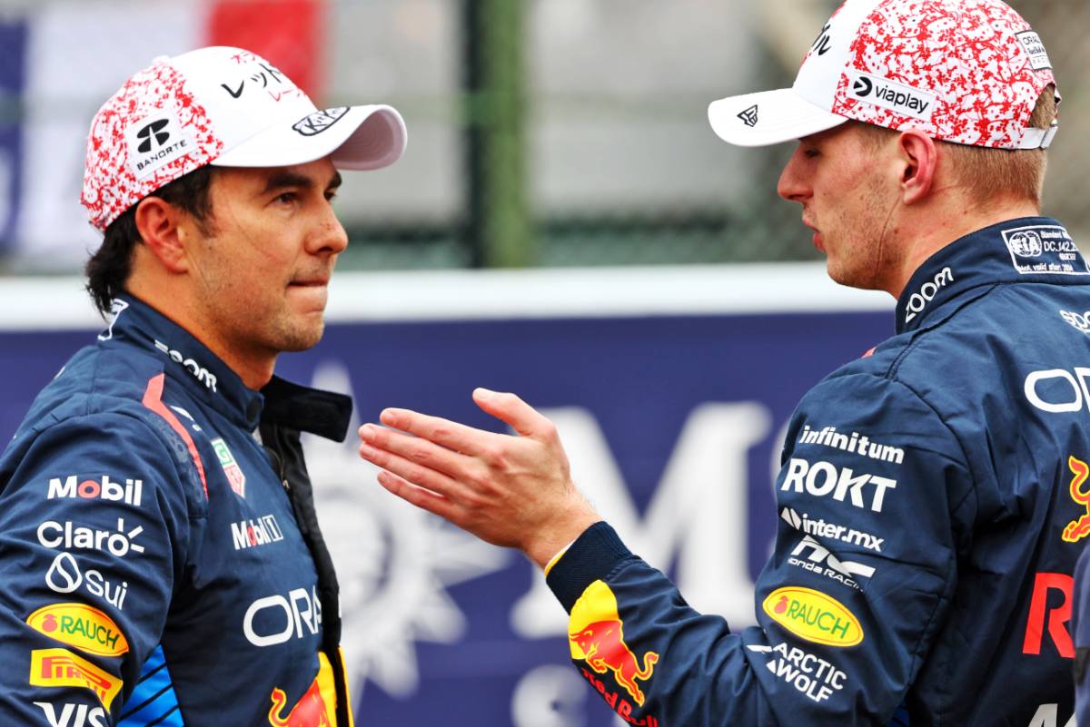(L to R): Second placed Sergio Perez (MEX) Red Bull Racing with team mate and pole sitter Max Verstappen (NLD) Red Bull Racing in qualifying parc ferme. 06.04.2024. Formula 1 World Championship, Rd 4, Japanese Grand Prix, Suzuka, Japan, Qualifying Day. - www.xpbimages.com, EMail: requests@xpbimages.com © Copyright: Batchelor / XPB Images