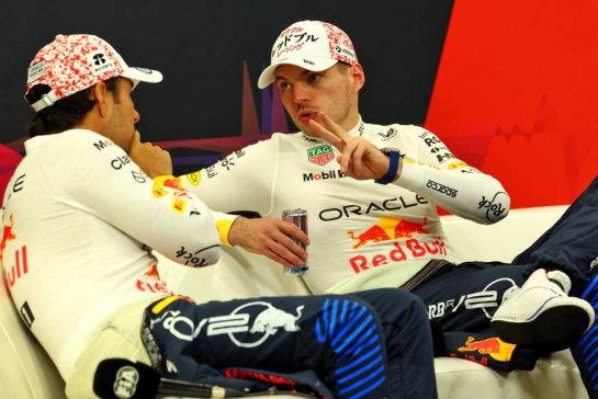 (L to R): Max Verstappen (NLD) Red Bull Racing and team mate Sergio Perez (MEX) Red Bull Racing, in the post race FIA Press Conference.
07.04.2024. Formula 1 World Championship, Rd 4, Japanese Grand Prix, Suzuka, Japan, Race Day.
 - www.xpbimages.com, EMail: requests@xpbimages.com © Copyright: Coates / XPB Images