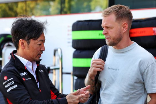 (L to R): Ayao Komatsu (JPN) Haas F1 Team Principal with Kevin Magnussen (DEN) Haas F1 Team.
18.04.2024. Formula 1 World Championship, Rd 5, Chinese Grand Prix, Shanghai, China, Preparation Day.
- www.xpbimages.com, EMail: requests@xpbimages.com © Copyright: Bearne / XPB Images