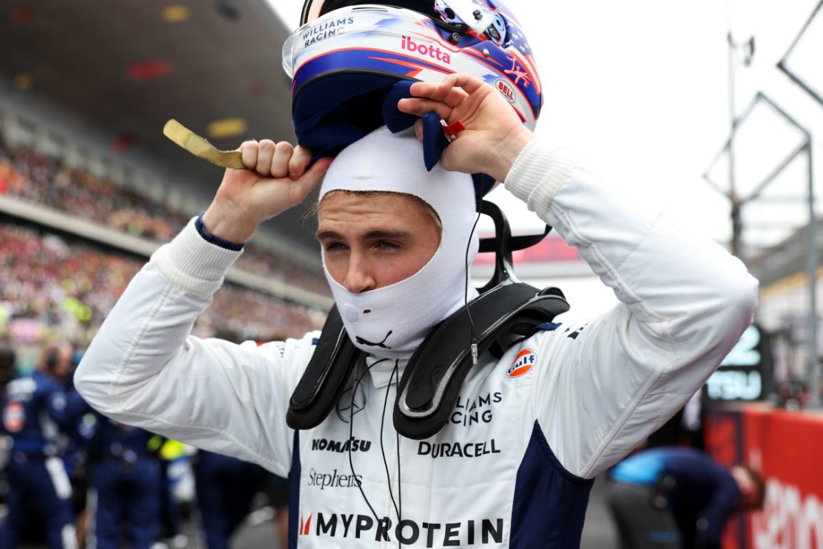 Williams looking at ‘three options’ for 2025/26 driver line-up