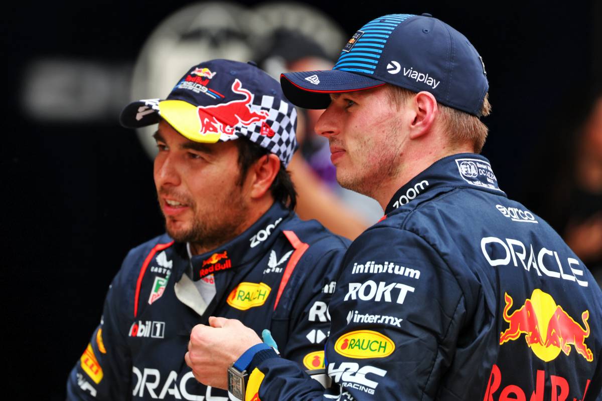 Sprint winner Max Verstappen (NLD) Red Bull Racing (Right) with team mate Sergio Perez (MEX) Red Bull Racing in parc ferme.
20.04.2024. Formula 1 World Championship, Rd 5, Chinese Grand Prix, Shanghai, China, Sprint and Qualifying Day.
 - www.xpbimages.com, EMail: requests@xpbimages.com © Copyright: Coates / XPB Images