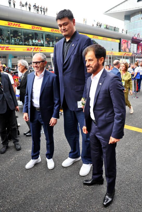 (L to R): Stefano Domenicali (ITA) Formula One President and CEO with Yao Ming (CHN) Former Basketball Player, and Mohammed Bin Sulayem (UAE) FIA President.
21.04.2024. Formula 1 World Championship, Rd 5, Chinese Grand Prix, Shanghai, China, Race Day.
- www.xpbimages.com, EMail: requests@xpbimages.com © Copyright: Batchelor / XPB Images