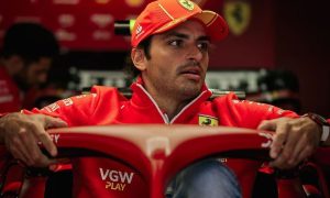 Hot property Sainz pushing for faster contract talks