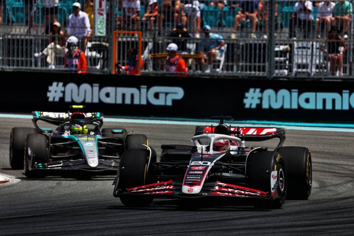 Race ban looms for Magnussen after penalty-filled Miami weekend