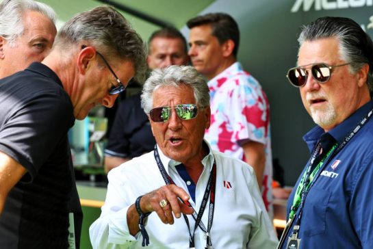 (L to R): Graeme Lowdon (GBR) with Mario Andretti (USA) and Michael Andretti (USA) Andretti Global Chairman and CEO.
05.05.2024. Formula 1 World Championship, Rd 6, Miami Grand Prix, Miami, Florida, USA, Race Day.
 - www.xpbimages.com, EMail: requests@xpbimages.com © Copyright: Coates / XPB Images