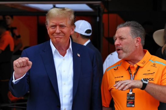 (L to R): Donald Trump (USA) Politician and Businesman with Zak Brown (USA) McLaren Executive Director.
05.05.2024. Formula 1 World Championship, Rd 6, Miami Grand Prix, Miami, Florida, USA, Race Day.
 - www.xpbimages.com, EMail: requests@xpbimages.com © Copyright: Coates / XPB Images