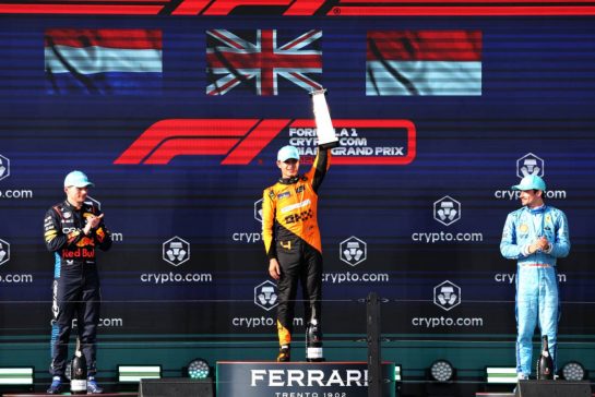 The podium (L to R): Max Verstappen (NLD) Red Bull Racing, second; Lando Norris (GBR) McLaren, race winner; Charles Leclerc (MON) Ferrari, third.
05.05.2024. Formula 1 World Championship, Rd 6, Miami Grand Prix, Miami, Florida, USA, Race Day.
- www.xpbimages.com, EMail: requests@xpbimages.com © Copyright: Bearne / XPB Images