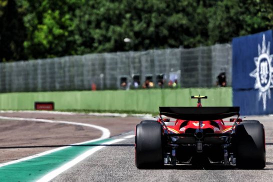 Carlos Sainz Jr (ESP) Ferrari SF-24.
18.05.2024. Formula 1 World Championship, Rd 7, Emilia Romagna Grand Prix, Imola, Italy, Qualifying Day.
- www.xpbimages.com, EMail: requests@xpbimages.com © Copyright: Coates / XPB Images