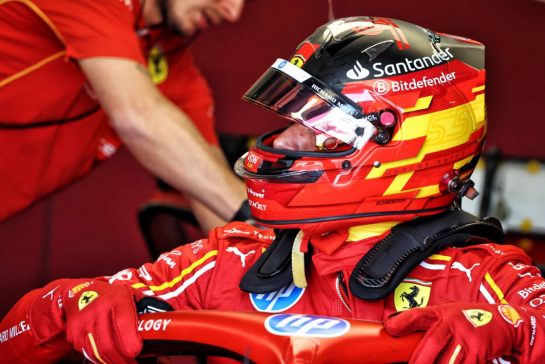 Carlos Sainz Jr (ESP) Ferrari.
18.05.2024. Formula 1 World Championship, Rd 7, Emilia Romagna Grand Prix, Imola, Italy, Qualifying Day.
- www.xpbimages.com, EMail: requests@xpbimages.com © Copyright: Batchelor / XPB Images