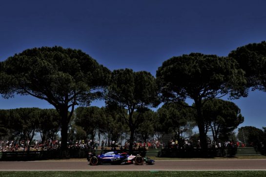 Daniel Ricciardo (AUS) RB VCARB 01.
18.05.2024. Formula 1 World Championship, Rd 7, Emilia Romagna Grand Prix, Imola, Italy, Qualifying Day.
 - www.xpbimages.com, EMail: requests@xpbimages.com © Copyright: Staley / XPB Images