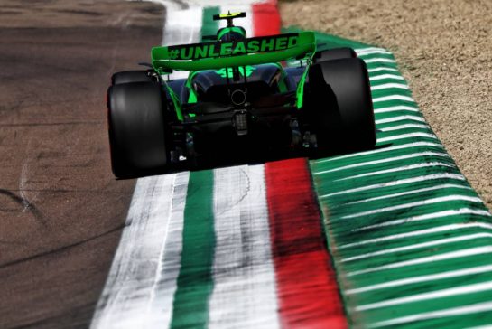 Zhou Guanyu (CHN) Sauber C44.
18.05.2024. Formula 1 World Championship, Rd 7, Emilia Romagna Grand Prix, Imola, Italy, Qualifying Day.
- www.xpbimages.com, EMail: requests@xpbimages.com © Copyright: Coates / XPB Images
