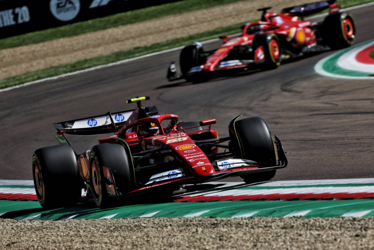 Carlos Sainz Jr (ESP) Ferrari SF-24. 18.05.2024. Formula 1 World Championship, Rd 7, Emilia Romagna Grand Prix, Imola, Italy, Qualifying Day. - www.xpbimages.com, EMail: requests@xpbimages.com © Copyright: Staley / XPB Images