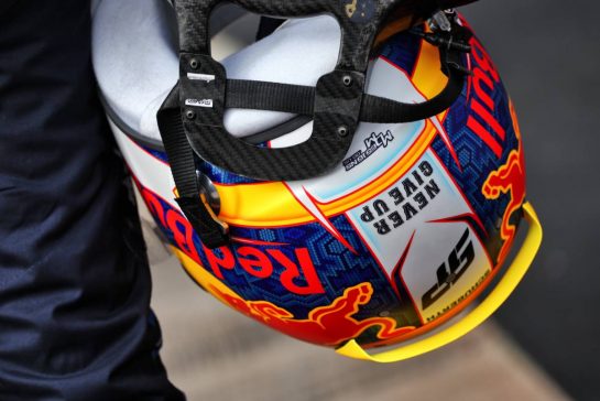 The helmet of Sergio Perez (MEX) Red Bull Racing in parc ferme.
19.05.2024. Formula 1 World Championship, Rd 7, Emilia Romagna Grand Prix, Imola, Italy, Race Day.
- www.xpbimages.com, EMail: requests@xpbimages.com © Copyright: Batchelor / XPB Images