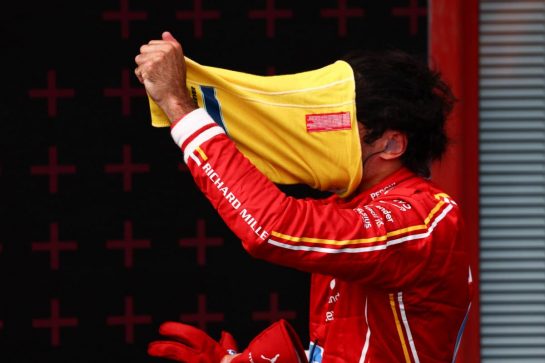 Carlos Sainz Jr (ESP), Scuderia Ferrari 
19.05.2024. Formula 1 World Championship, Rd 7, Emilia Romagna Grand Prix, Imola, Italy, Race Day.
- www.xpbimages.com, EMail: requests@xpbimages.com © Copyright: Charniaux / XPB Images