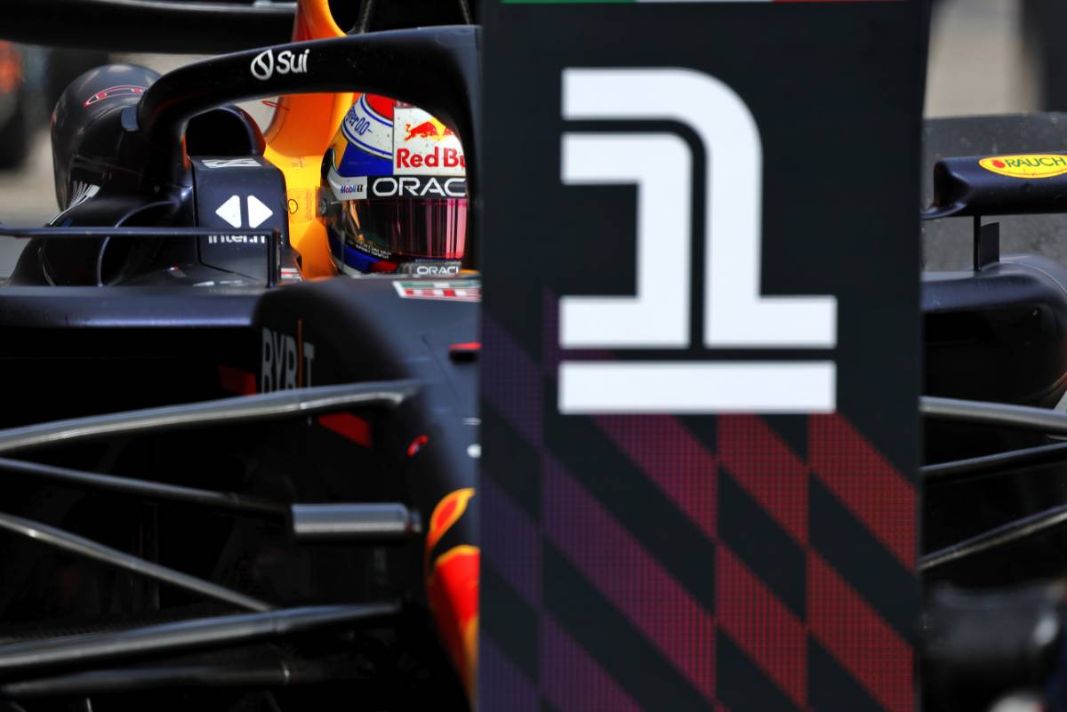 <div>Verstappen 'forced to push flat out' to beat Norris</div>