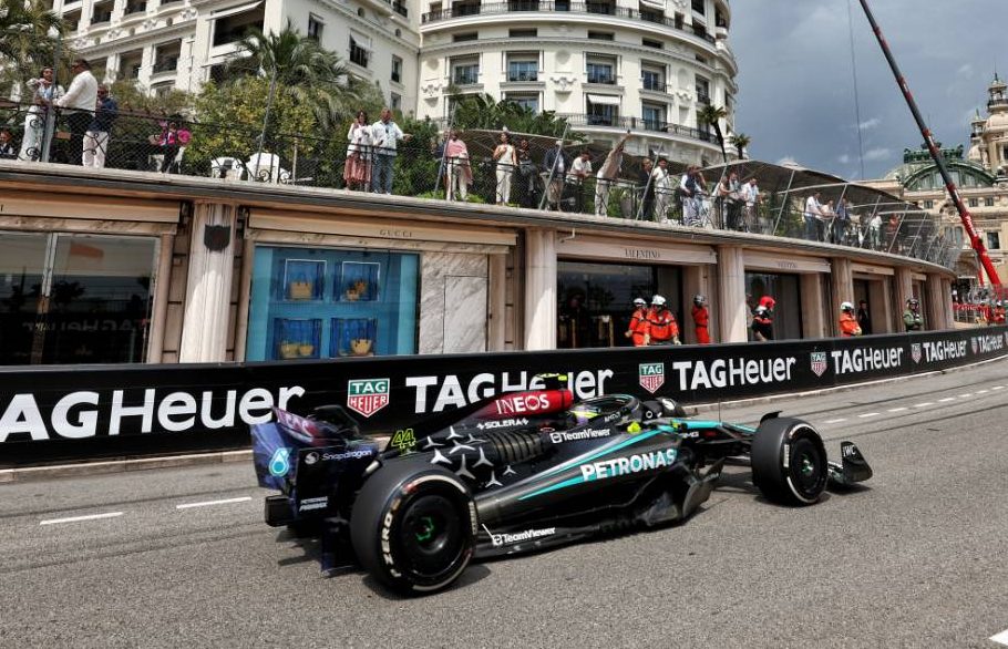 Lewis Hamilton (GBR) Mercedes AMG F1 W15. 24.05.2024. Formula 1 World Championship, Rd 8, Monaco Grand Prix, Monte Carlo, Monaco, Practice Day. - www.xpbimages.com, EMail: requests@xpbimages.com © Copyright: Moy / XPB Images