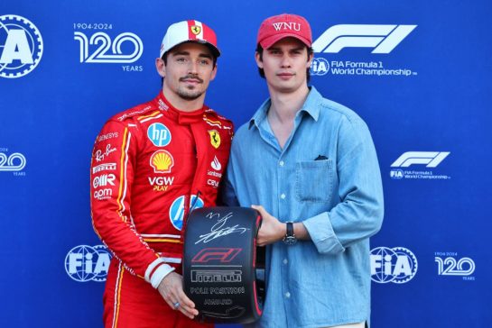 (L to R): Charles Leclerc (MON) Ferrari receives the Pirelli Pole Position Award from Nicholas Galitzine (GBR) Actor in qualifying parc ferme.
 
25.05.2024. Formula 1 World Championship, Rd 8, Monaco Grand Prix, Monte Carlo, Monaco, Qualifying Day.
- www.xpbimages.com, EMail: requests@xpbimages.com © Copyright: Batchelor / XPB Images