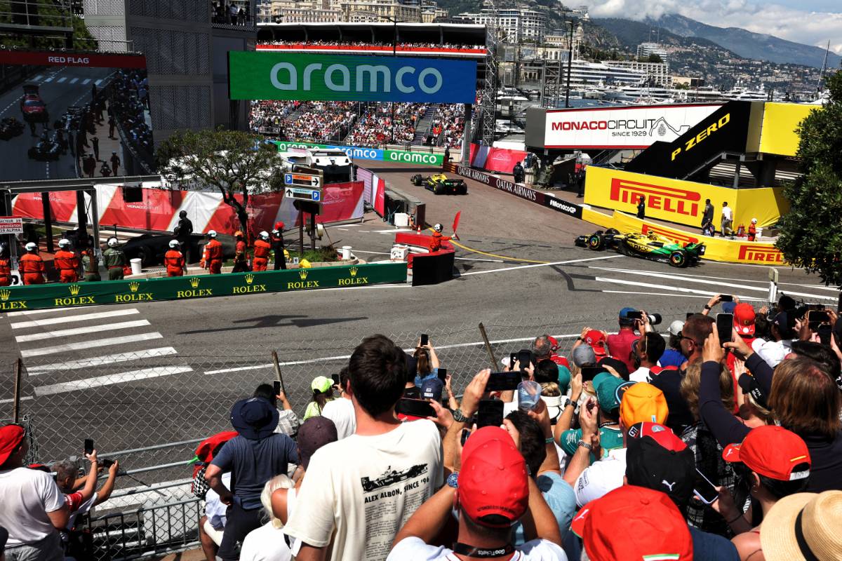Lando Norris (GBR) McLaren MCL38.
26.05.2024. Formula 1 World Championship, Rd 8, Monaco Grand Prix, Monte Carlo, Monaco, Race Day.
- www.xpbimages.com, EMail: requests@xpbimages.com © Copyright: Bearne / XPB Images