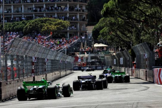 Zhou Guanyu (CHN) Sauber C44.
26.05.2024. Formula 1 World Championship, Rd 8, Monaco Grand Prix, Monte Carlo, Monaco, Race Day.
- www.xpbimages.com, EMail: requests@xpbimages.com © Copyright: Batchelor / XPB Images
