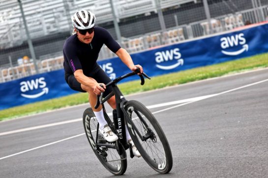 Valtteri Bottas (FIN) Sauber rides the circuit.
06.06.2024. Formula 1 World Championship, Rd 9, Canadian Grand Prix, Montreal, Canada, Preparation Day.
- www.xpbimages.com, EMail: requests@xpbimages.com © Copyright: Batchelor / XPB Images
